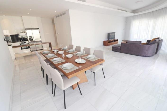 Image No.10-4 Bed Penthouse for sale