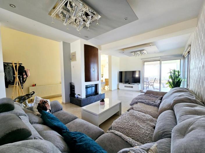 Image No.18-4 Bed Bungalow for sale