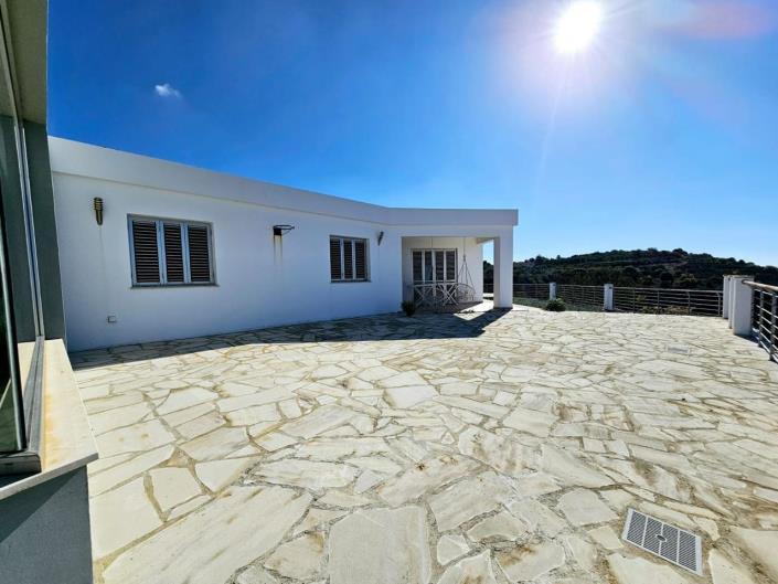 Image No.22-4 Bed Bungalow for sale