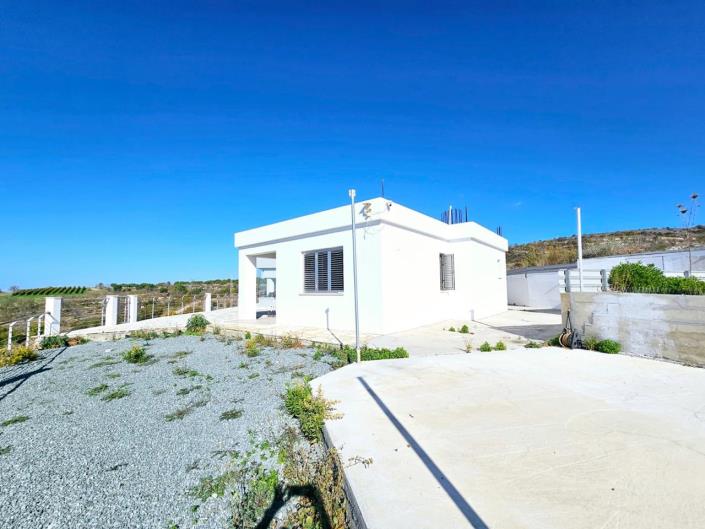 Image No.25-4 Bed Bungalow for sale