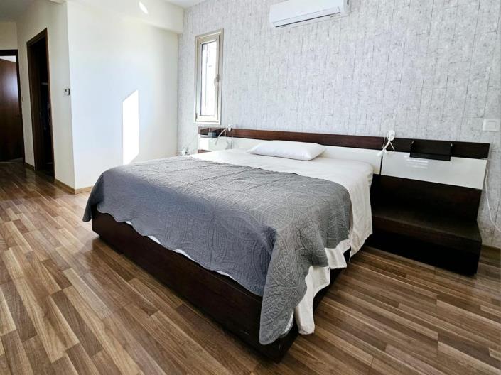 Image No.32-4 Bed Bungalow for sale