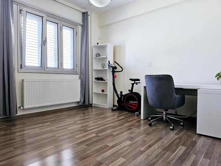 Image No.41-4 Bed Bungalow for sale