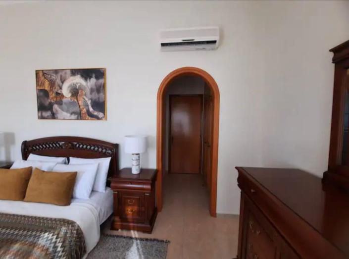 Image No.13-Villa de 4 chambres à vendre à Chlorakas