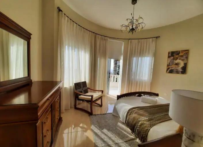 Image No.14-Villa de 4 chambres à vendre à Chlorakas