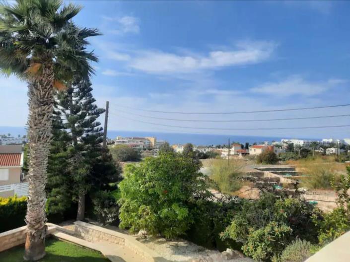 Image No.2-Villa de 4 chambres à vendre à Chlorakas