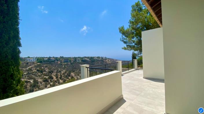 Image No.2-3 Bed Villa for sale