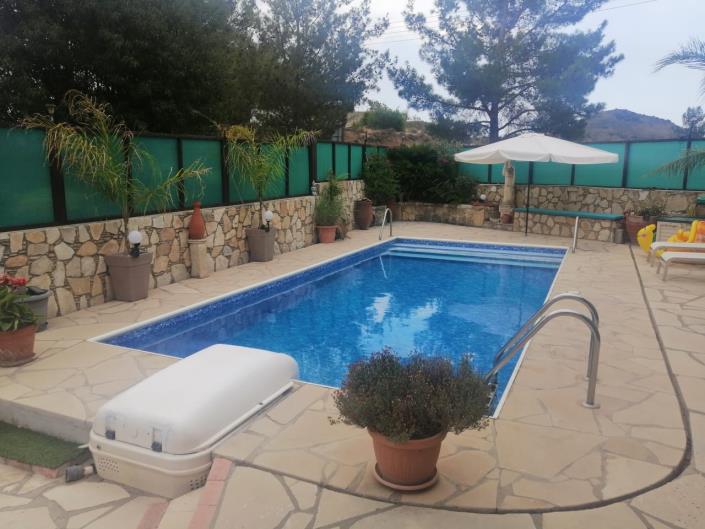 Image No.2-Villa de 5 chambres à vendre à Kalo Chorio