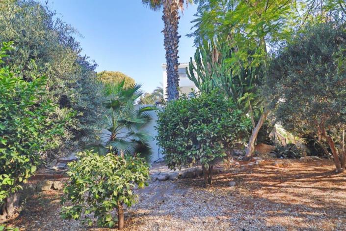 Image No.32-5 Bed Villa for sale