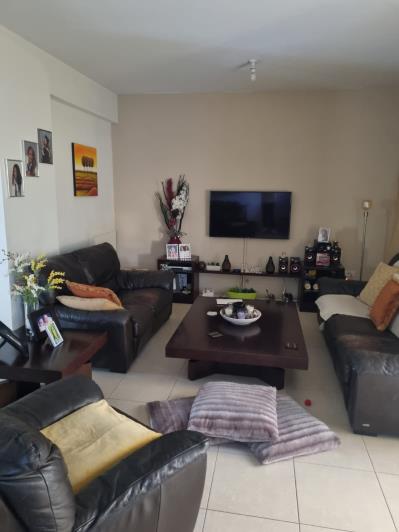 Image No.3-Jumelé de 4 chambres à vendre à Alethriko