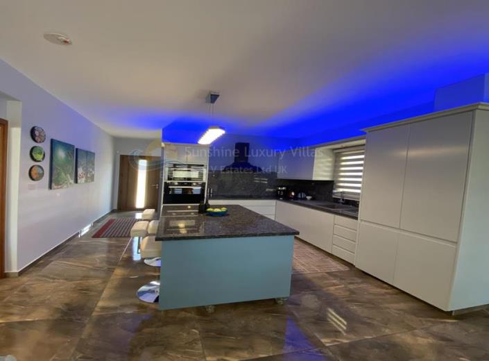 Image No.23-3 Bed Villa for sale