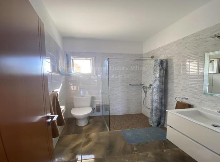 Image No.36-3 Bed Villa for sale