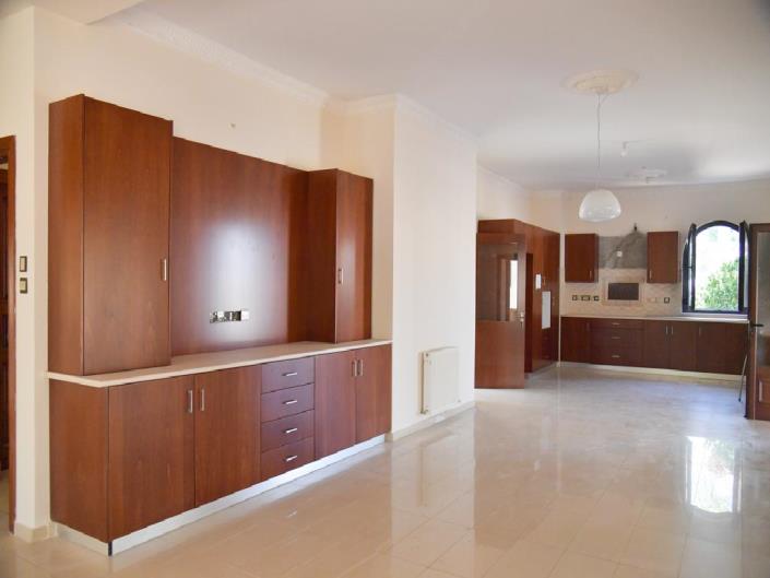 Image No.8-5 Bed Villa for sale