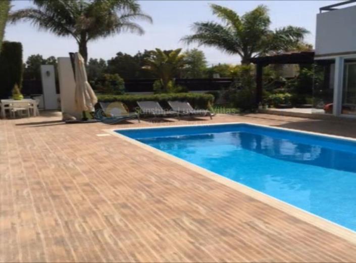 Image No.27-Villa de 4 chambres à vendre à Agios Athanasios