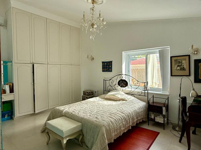 Image No.7-4 Bed Bungalow for sale