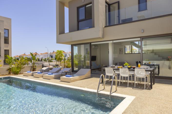 Image No.5-3 Bed Villa for sale