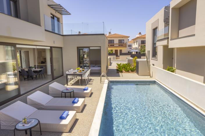 Image No.9-3 Bed Villa for sale