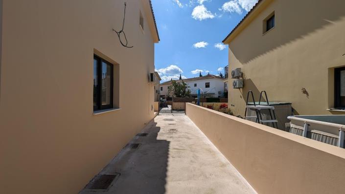 Image No.8-4 Bed Townhouse for sale