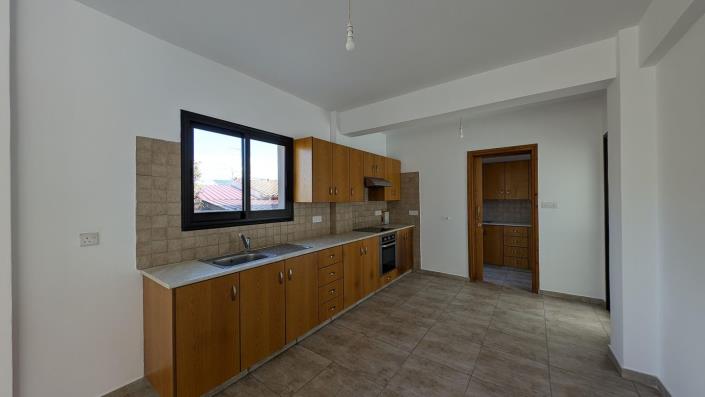 Image No.22-4 Bed Townhouse for sale