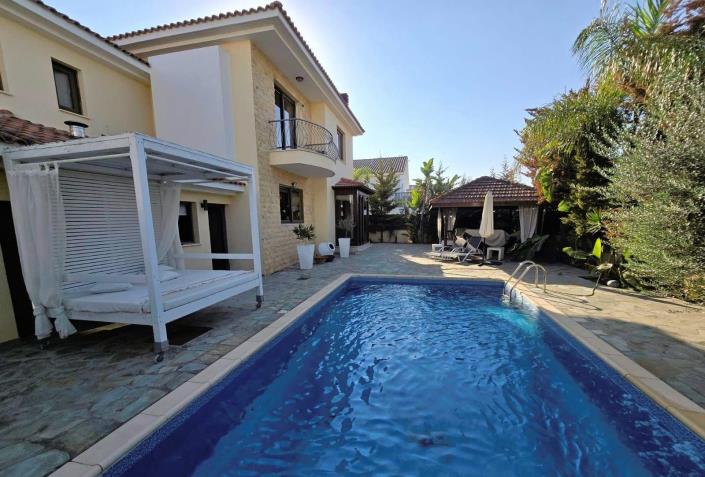 Image No.6-4 Bed Villa for sale
