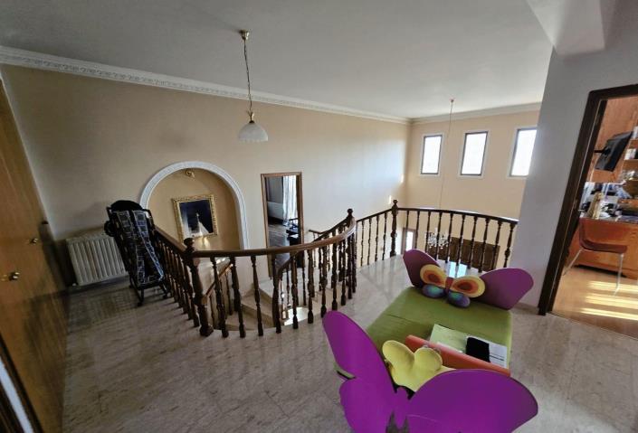 Image No.14-4 Bed Villa for sale