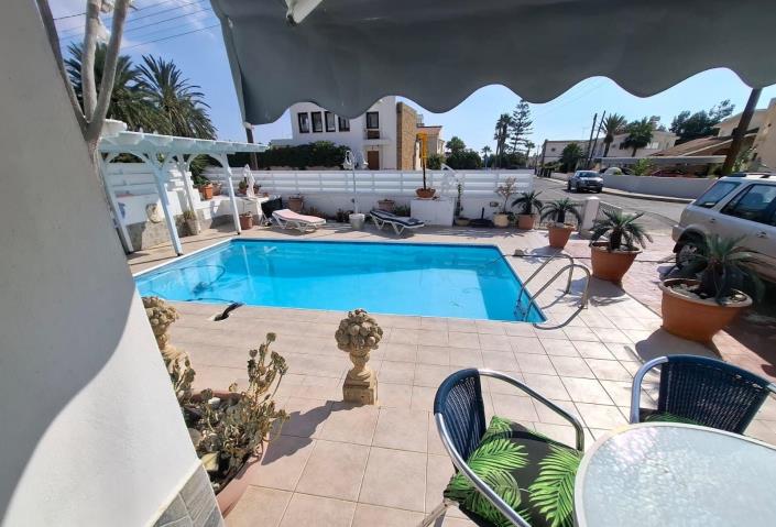 Image No.4-Villa de 2 chambres à vendre à Pylas