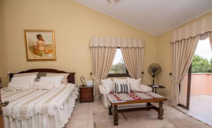 Image No.15-5 Bed Villa for sale