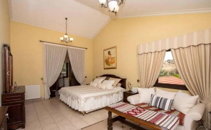 Image No.16-5 Bed Villa for sale