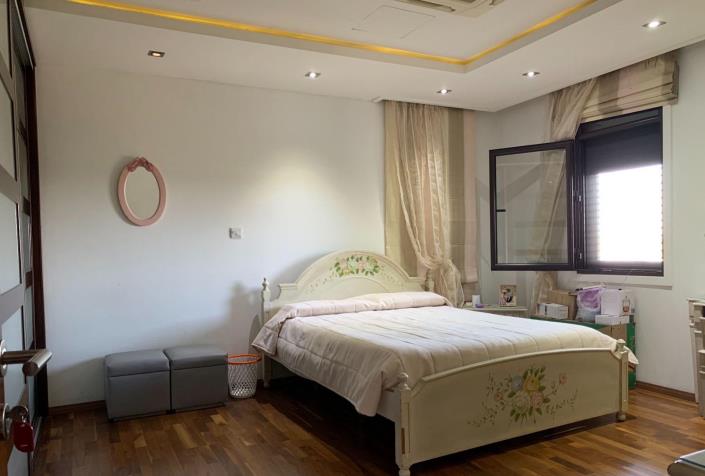 Image No.21-Villa de 6 chambres à vendre à Dromolaxia