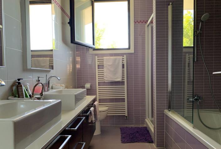 Image No.22-Villa de 6 chambres à vendre à Dromolaxia