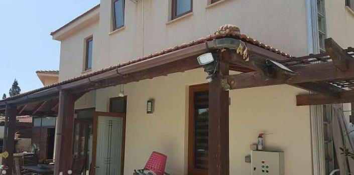 Image No.5-Villa de 4 chambres à vendre à Aradippou