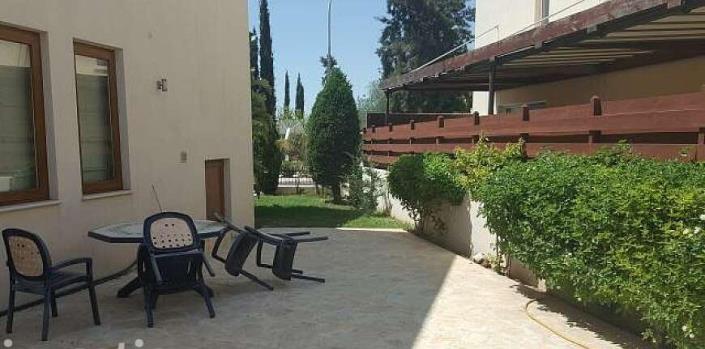 Image No.8-Villa de 4 chambres à vendre à Aradippou