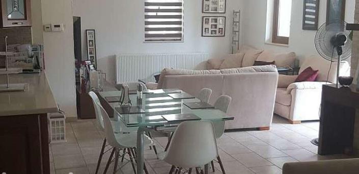 Image No.9-Villa de 4 chambres à vendre à Aradippou