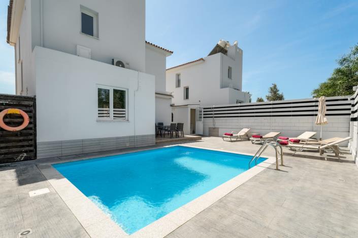 Image No.14-3 Bed Villa for sale