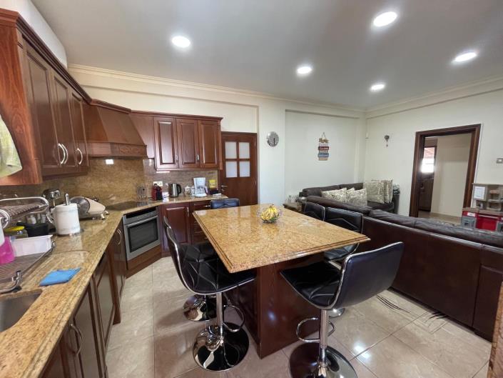 Image No.18-Villa de 4 chambres à vendre à Aradippou