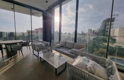 --------------2025-03-27-192040