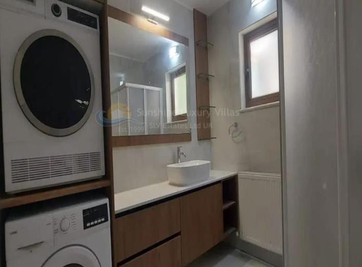 Image No.13-Villa de 5 chambres à vendre à Aradippou