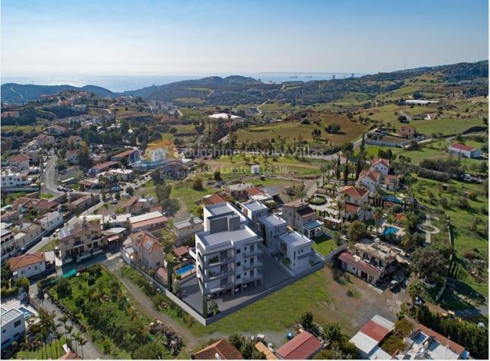 Image No.2-Appartement de 2 chambres à vendre à Parekklisia