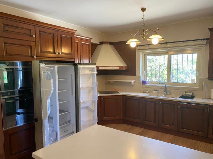 Image No.10-4 Bed Villa for sale