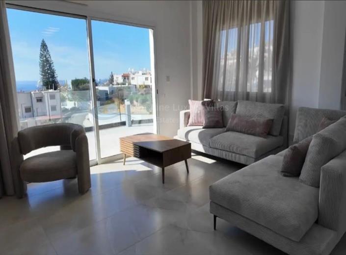 Image No.3-Villa de 3 chambres à vendre à Peyia