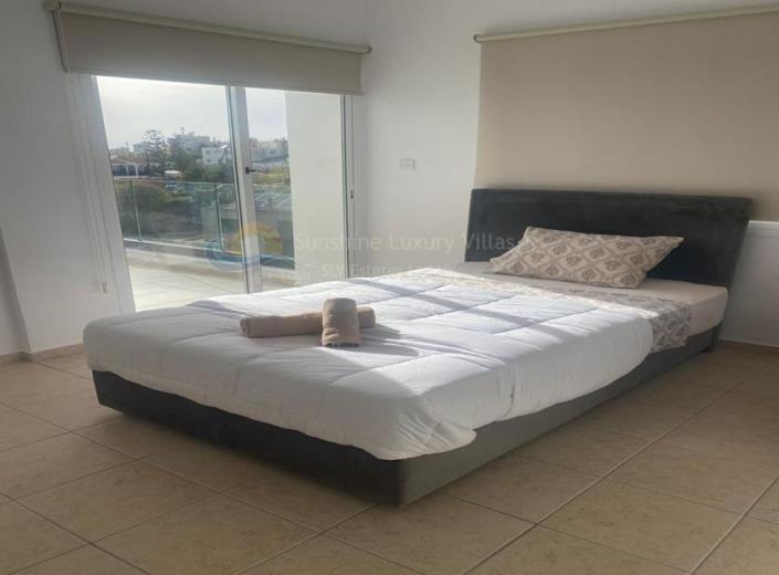 Image No.5-Villa de 3 chambres à vendre à Peyia