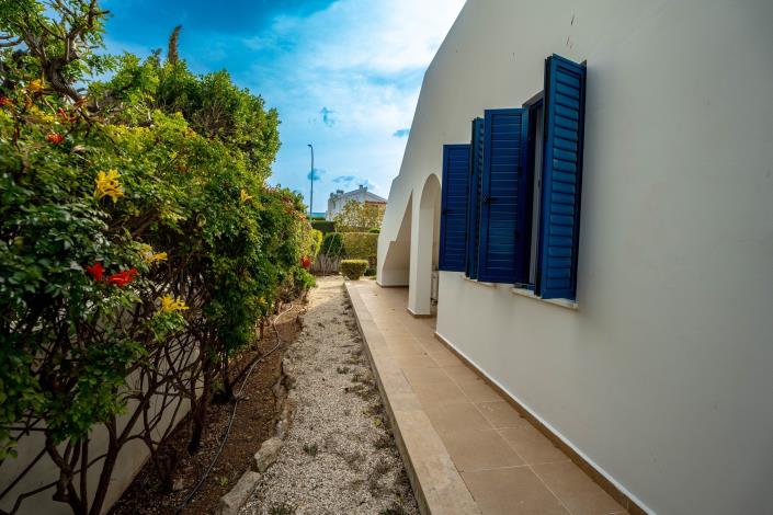 Image No.39-4 Bed Bungalow for sale