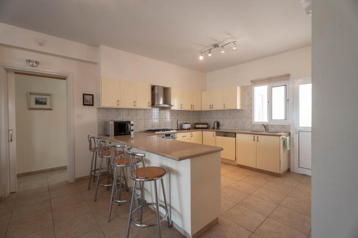 Image No.11-4 Bed Bungalow for sale