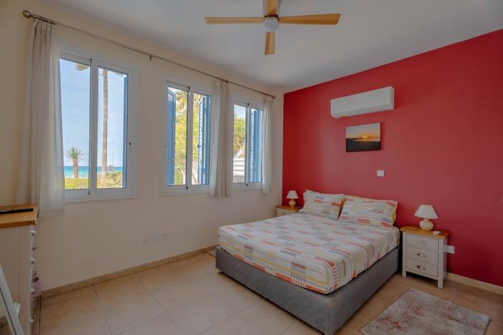 Image No.13-4 Bed Bungalow for sale