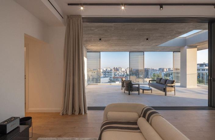 Image No.4-Appartement de 4 chambres à vendre à Agia Zoni