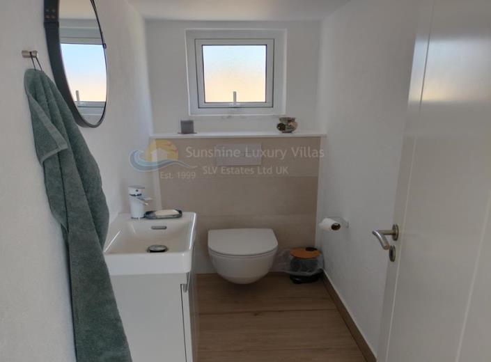 Image No.9-3 Bed Villa for sale