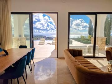 WhatsApp-Image-2025-04-28-at-09-29-46--2-