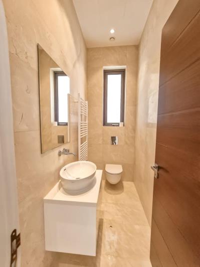 Image No.18-3 Bed Villa for sale