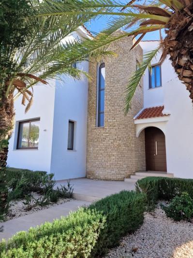 Image No.30-3 Bed Villa for sale