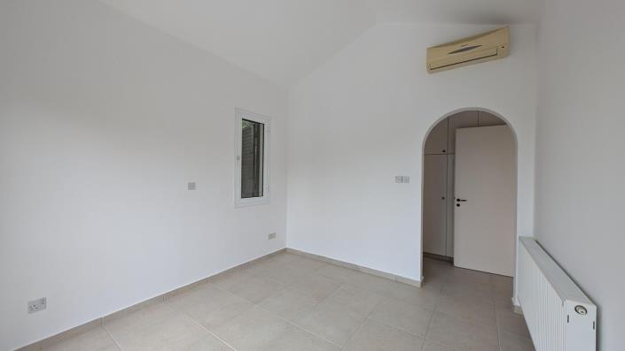 Image No.26-3 Bed Villa for sale