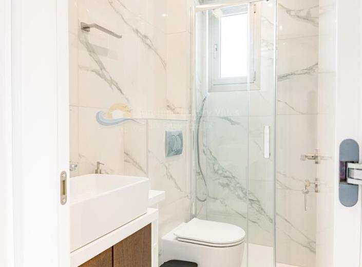 Image No.16-3 Bed Apartment for sale